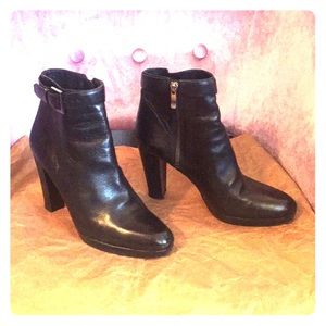 AMAZING Barbara Bui designer ankle boots!